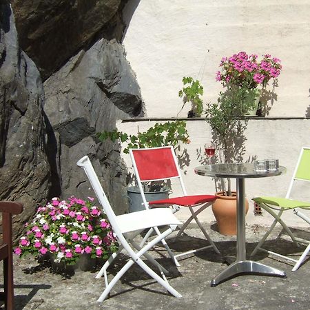 Hotel Axat Bagian luar foto